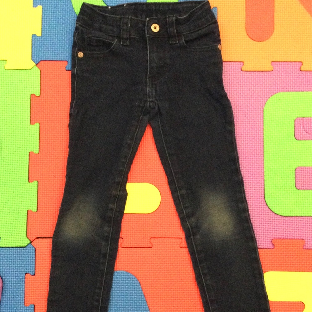 Girls faded glory jeans . Size 5 small